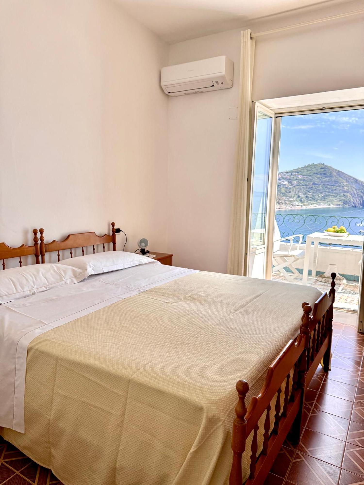 Egidio 2 * Ischia